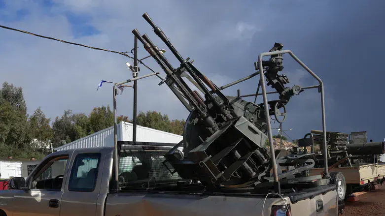 Heavy guns in Lebanon