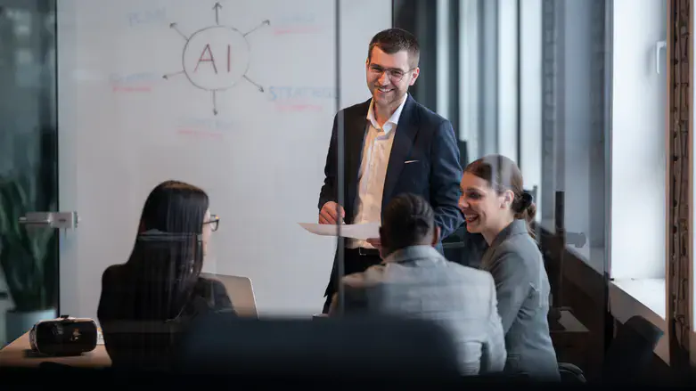 האם אנחנו חיים בבועה?