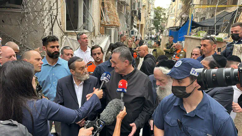 כץ וגפני בסיור