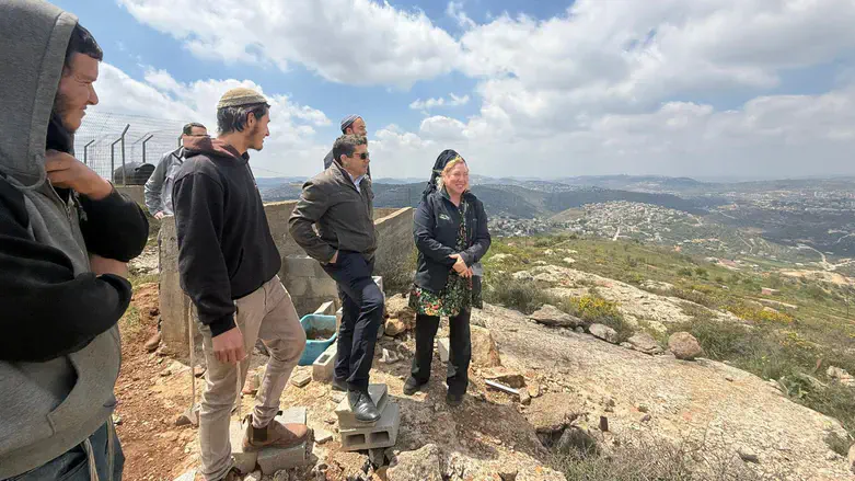 שיקלי בסיור