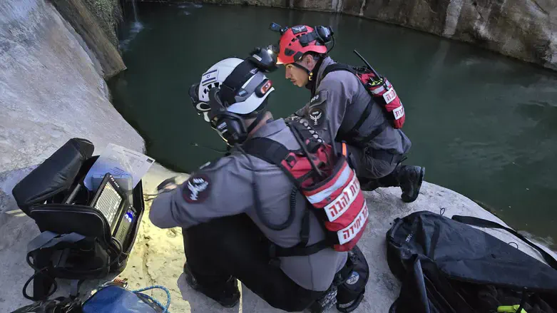 צוות הצוללנים שחיפש אחר הנער