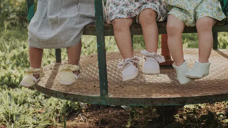 נעלי הילדים של עליזהל'ה