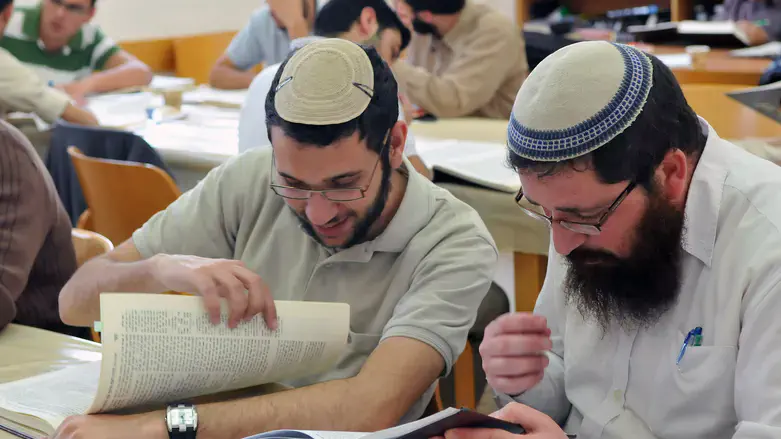 Students at a Religious Zionist  yeshiva