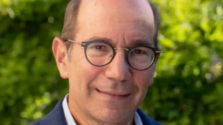 פרופ' גיל טרוי