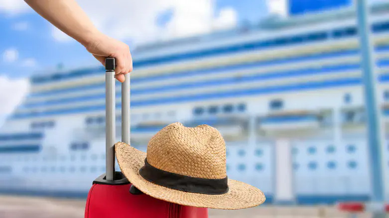 Cruise ship, illustration