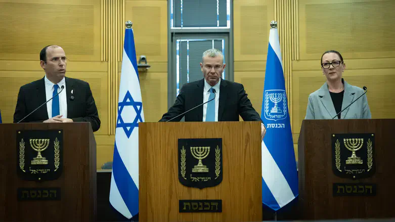 Simcha Rothman, Yariv Levin and Yulia Malinovsky