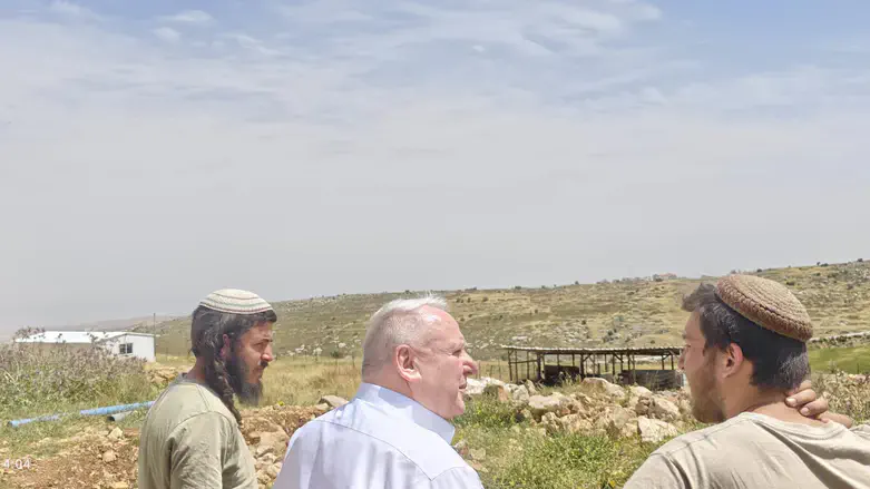 Amsalem during the visit