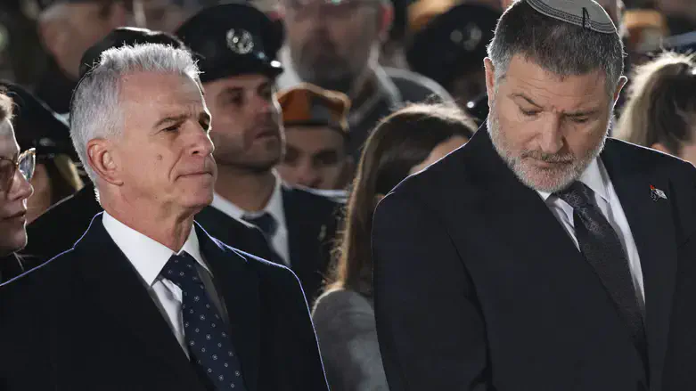 David (Dadi) Barnea (L) and David Zini (R)
