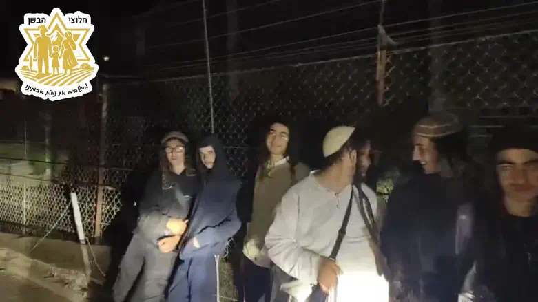 Правые активисты на границе с Сирией