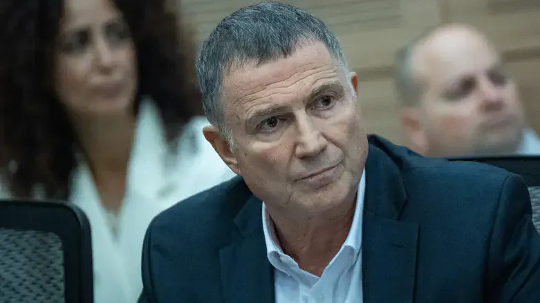 יולי אדלשטיין בוועדה