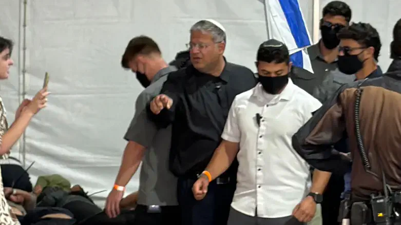 Ben-Gvir taunting the flotilla activists
