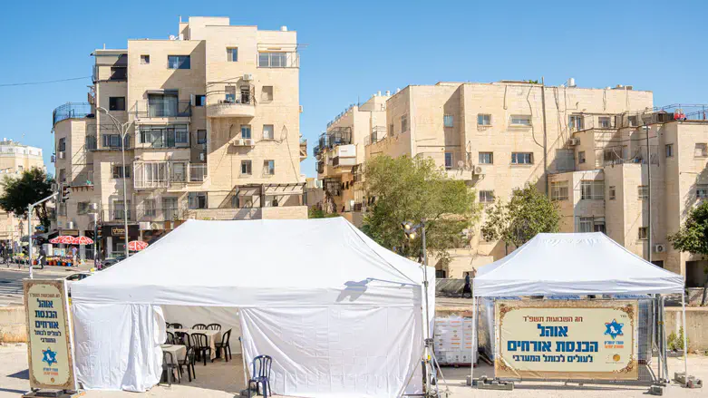 Rest tents