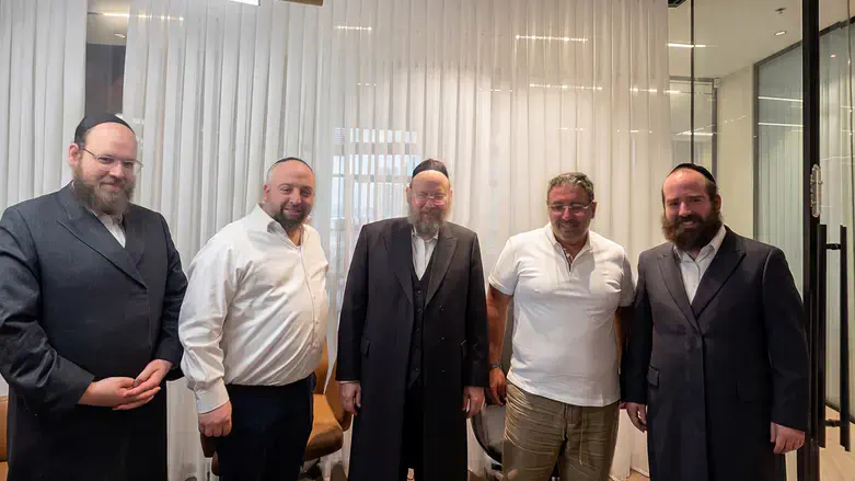 החתימה על העסקה