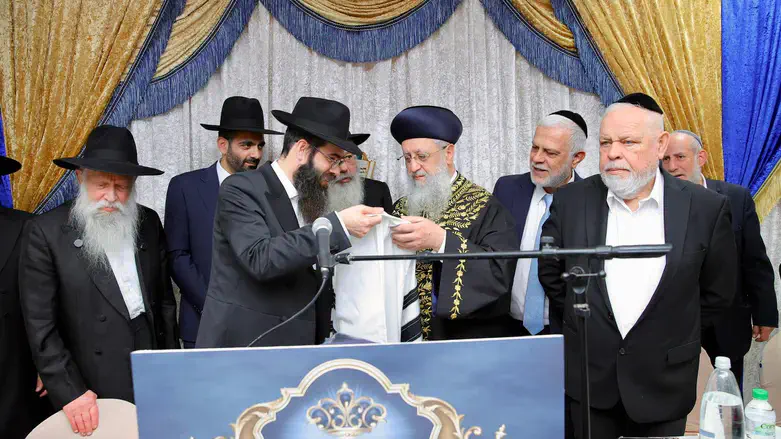 הרב נחשון מוכתר לרב העיר