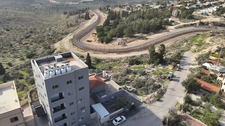 The illegal building in question
