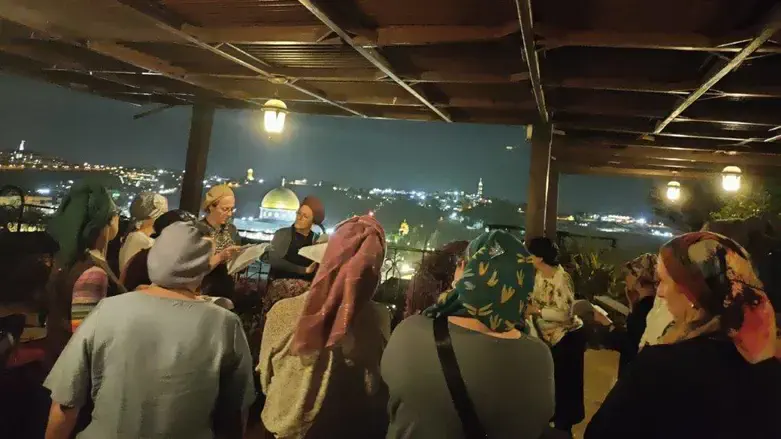 קול התפילה מול חומות ירושלים