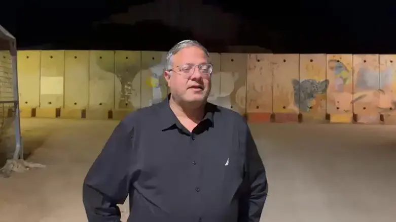 Itamar Ben Gvir visits Shtula