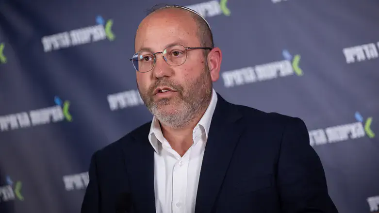 צביקה מור