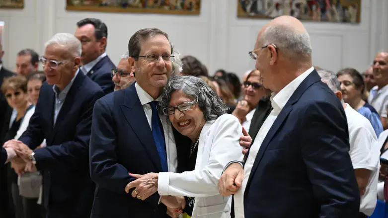 Herzog at Farhud commemoration