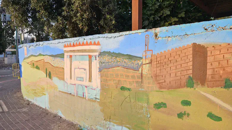 בית הכנסת שהוצת נצבע מחדש