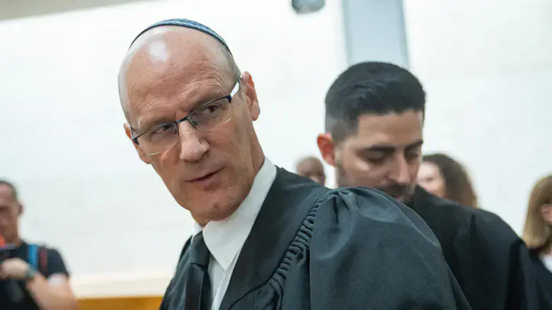 עורך הדין ראבילו