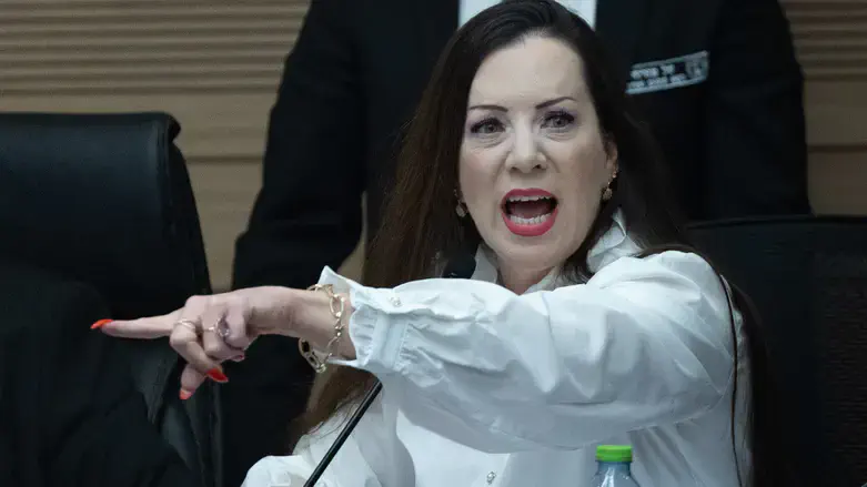 טלי גוטליב בדיון