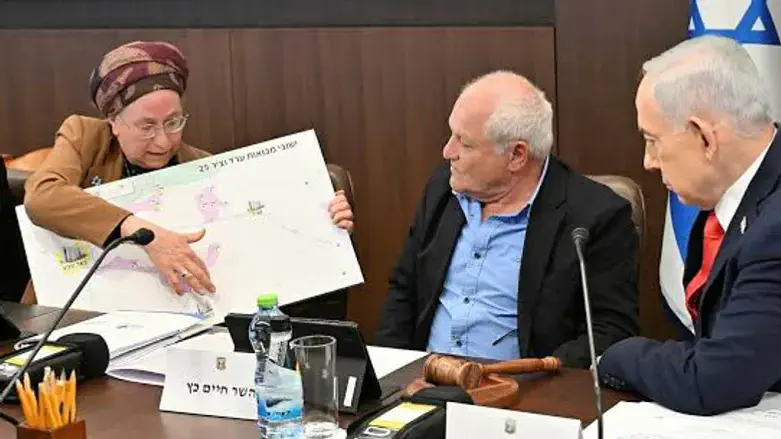 סטרוק מציגה לנתניהו את התכנית