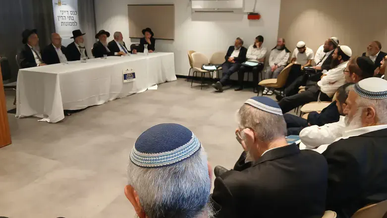 הדיינים דנו: הצמדה או ריבית?