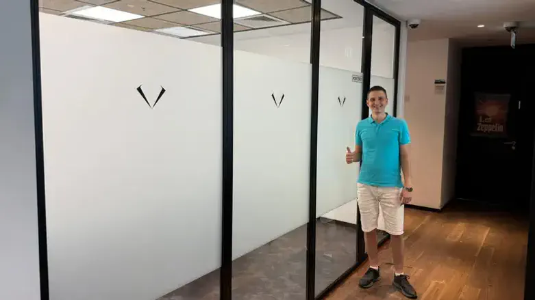 חום, זכוכית וחשבון החשמל
