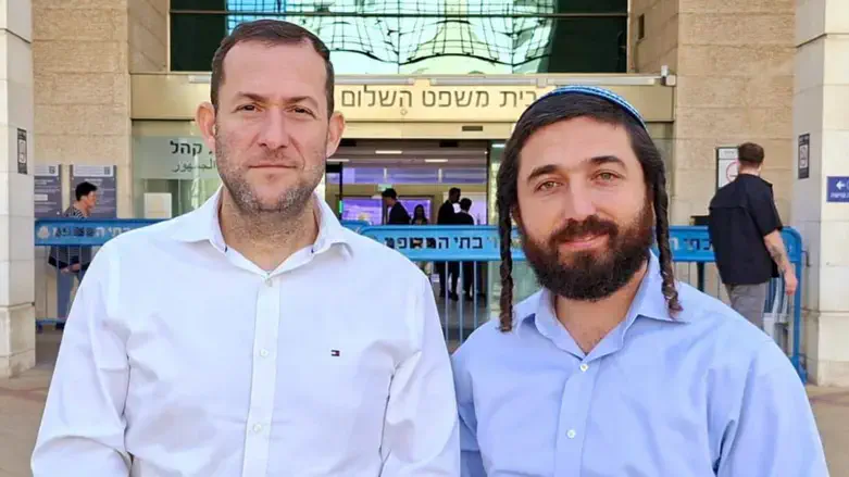 יוסי דגן וצבי סוכות