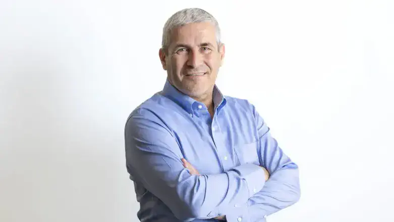ערן ולק