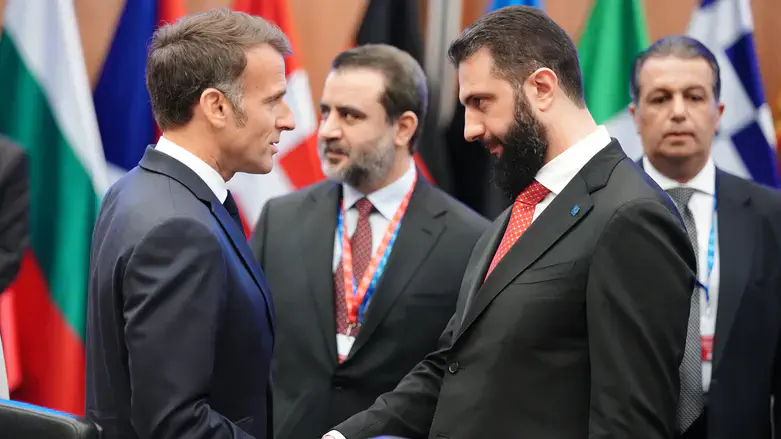 Emmanuel Macron and Ahmed al-Sharaa
