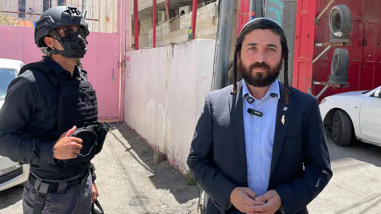 MK Tzvi Succot