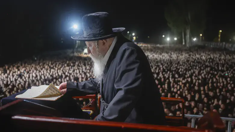 האדמו"ר מגור בהפגנה