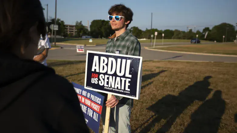 Abdul for Senate supporter