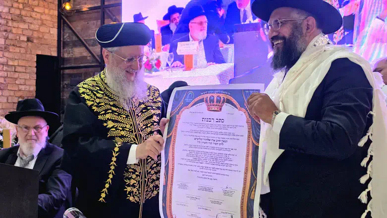 הרב ארז אלחרר והרב דוד יוסף