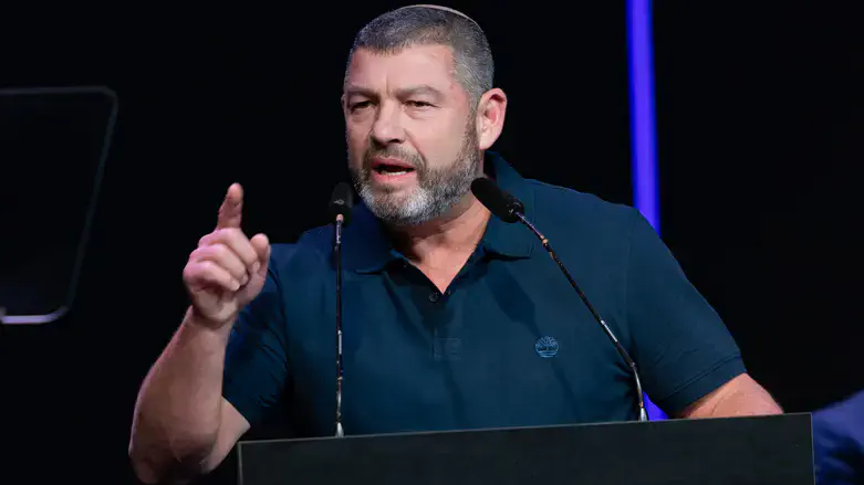 עופר וינטר בנאום