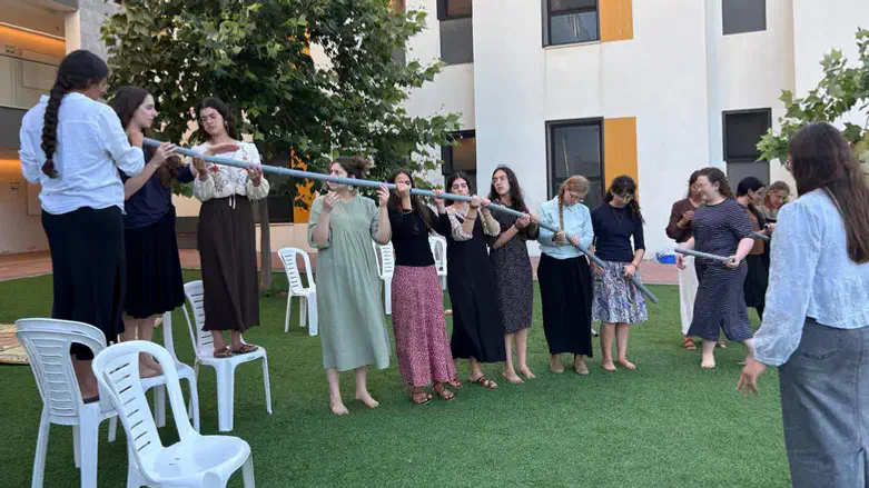 סמנריון תשפ"ז אשכולות