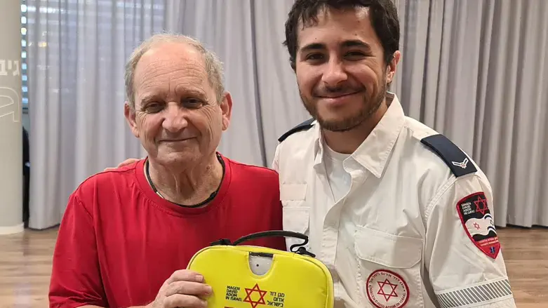 בעז ליפשיץ ותומר החובש