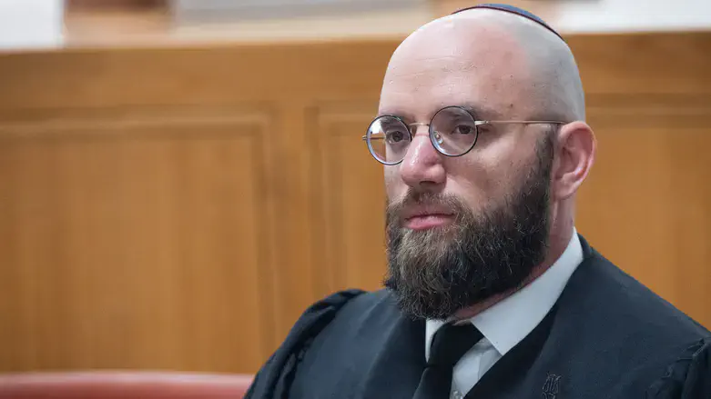 Давид Петер