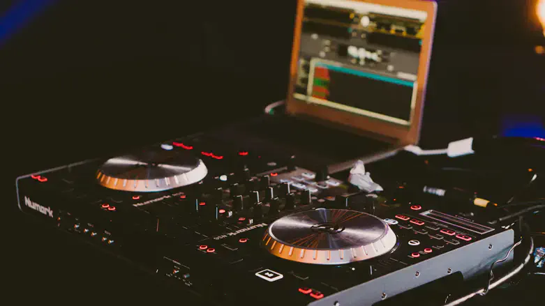 DJ Set