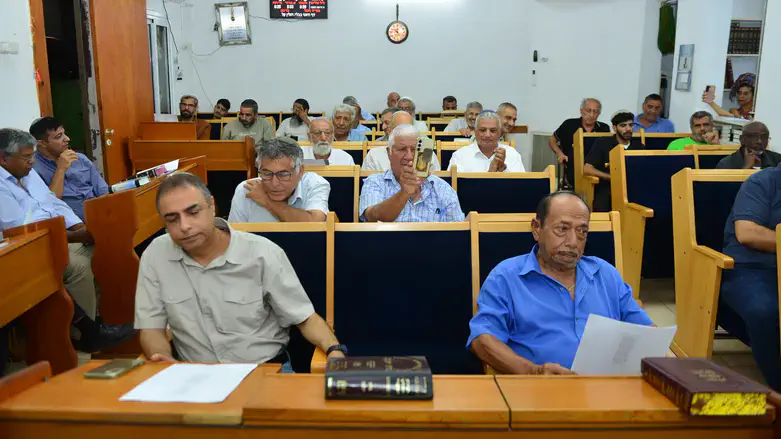 האירוע בבית הכנסת עזרת אחים