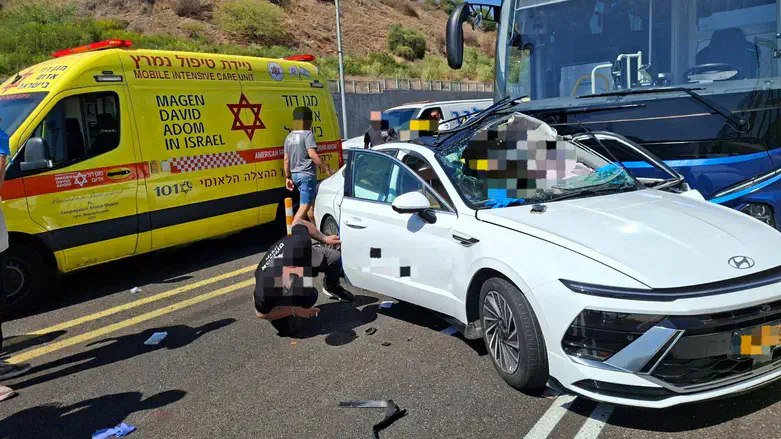 זירת התאונה בנתיבי איילון