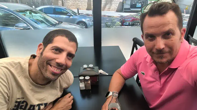 שמוליק ישראל ונתנאל שקרון