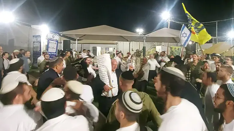 השנה הראשונה להקפות