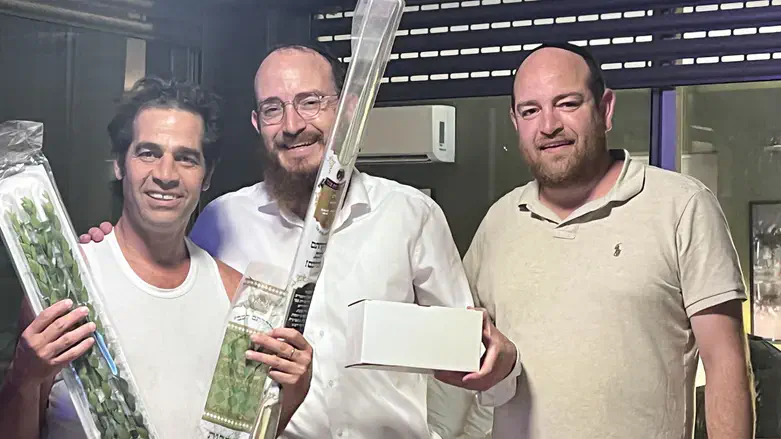 אחרי בחירת ארבעת המינים
