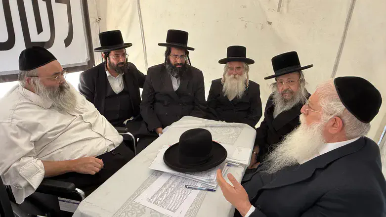 הנפטר עם ח"כ פרוש