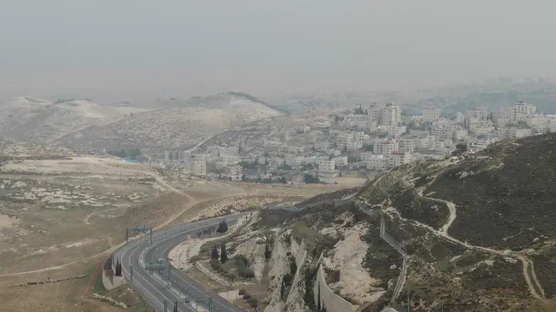 שטח E1
