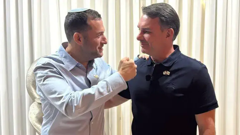 פלאביו בולסונרו ויוסי דגן