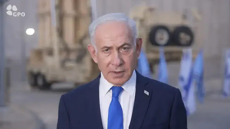 PM Netanyahu at an Arrow battery